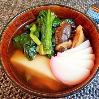 ♪干し椎茸で風味良く♡濃口醤油の雑煮♪